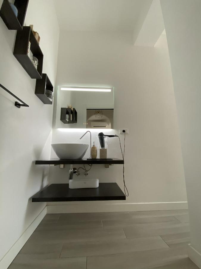 Chez Telly 31 Apartment เวโรนา ภายนอก รูปภาพ