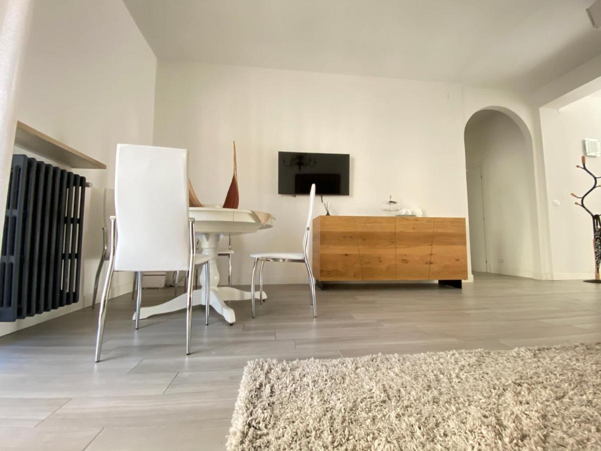 Chez Telly 31 Apartment เวโรนา ภายนอก รูปภาพ